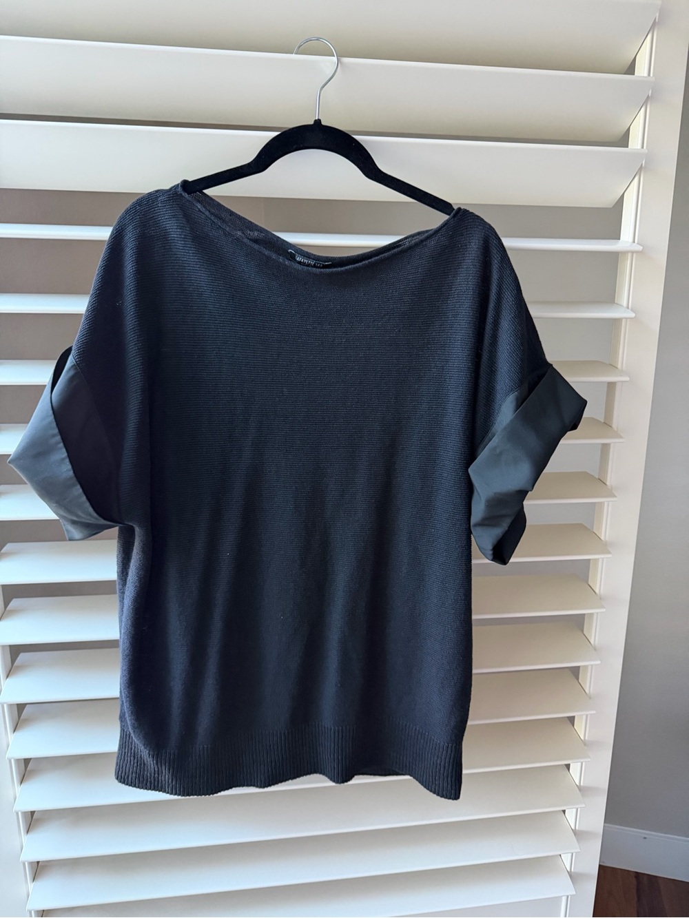 Lafayette 148 New York Black Short-Sleeve Knit Top with Satin Cuffs